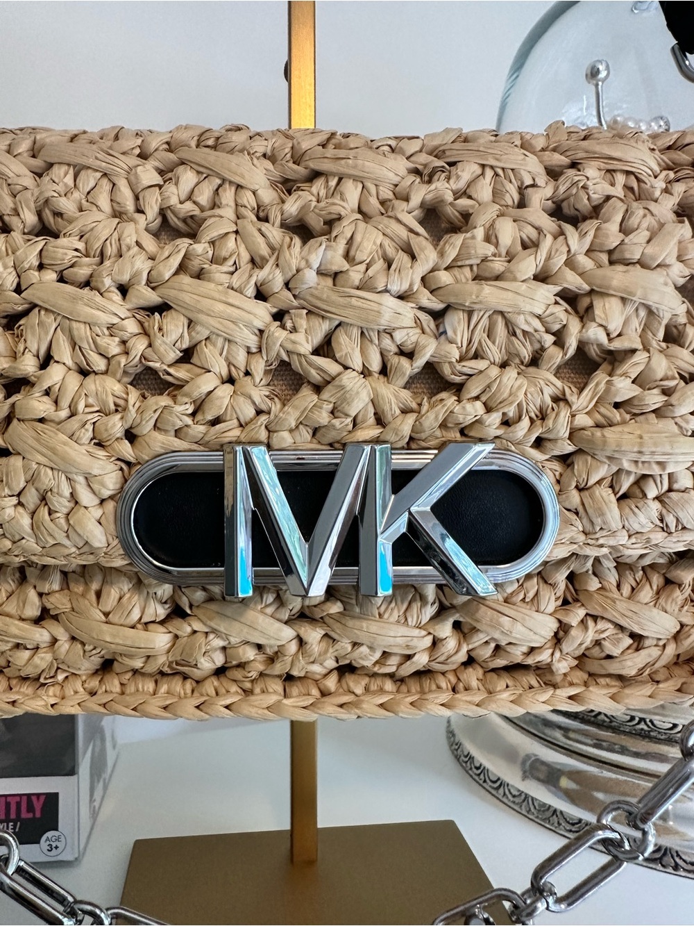 Michael Kors Beige Woven Straw Shoulder Bag with MK Logo Plaque - Picture 2 of 4